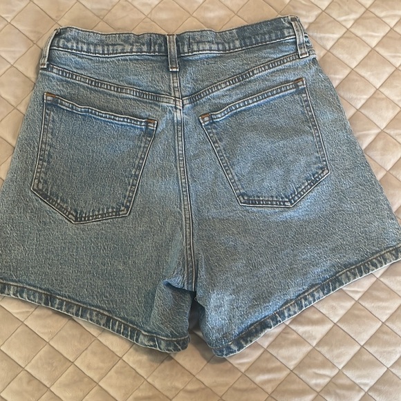 Abercrombie & Fitch Women's Blue Denim Shorts - Picture 3 of 4